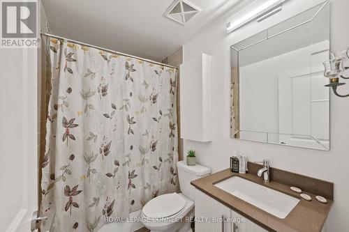 108 - 65 Oneida Crescent, Richmond Hill, ON - Indoor Photo Showing Bathroom