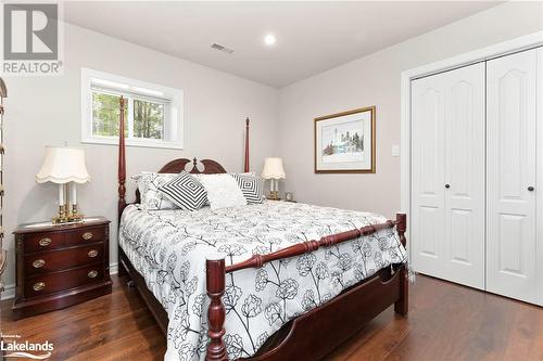 49 Mintens Lane E, Port Severn, ON - Indoor Photo Showing Bedroom