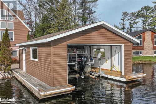 49 Mintens Lane E, Port Severn, ON - Outdoor