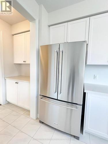 291 Trillium Court, Shelburne, ON - Indoor Photo Showing Kitchen