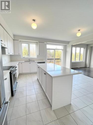 291 Trillium Court, Shelburne, ON - Indoor Photo Showing Kitchen