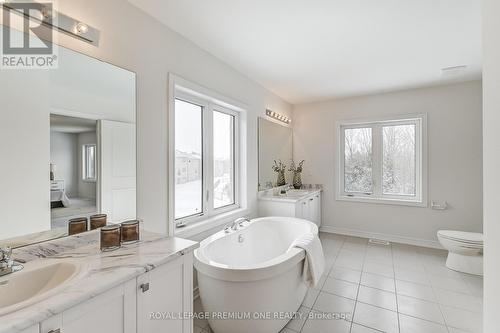 291 Trillium Court, Shelburne, ON - Indoor Photo Showing Bathroom