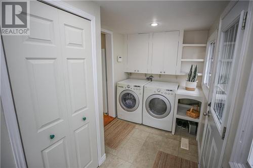 46 William Street, Brockville (810 - Brockville), ON - Indoor Photo Showing Laundry Room