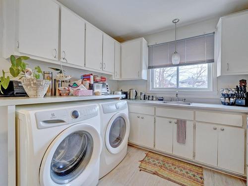 Interior - 1607 Rue Langevin, Longueuil (Saint-Hubert), QC - Indoor Photo Showing Laundry Room