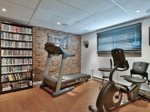 Bedroom - 26 Rue Amireault, L'Épiphanie, QC - Indoor Photo Showing Gym Room