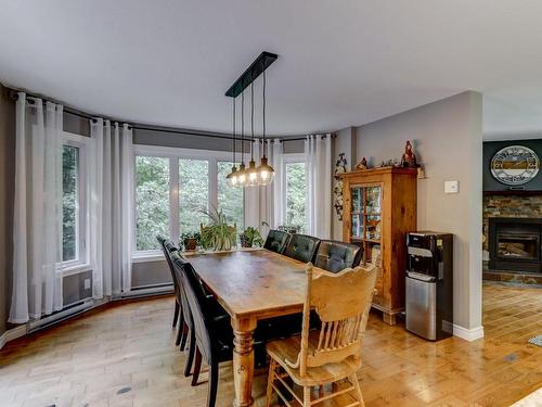 Dining room - 70 Ch. Du Bouton-D'Or, Sainte-Anne-Des-Lacs, QC - Indoor Photo Showing Dining Room