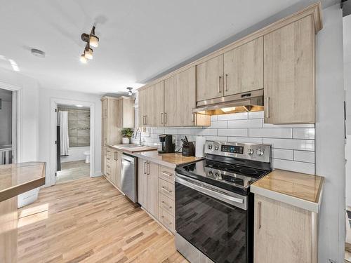 Kitchen - 90 Rue Jean, Drummondville, QC - Indoor Photo Showing Kitchen