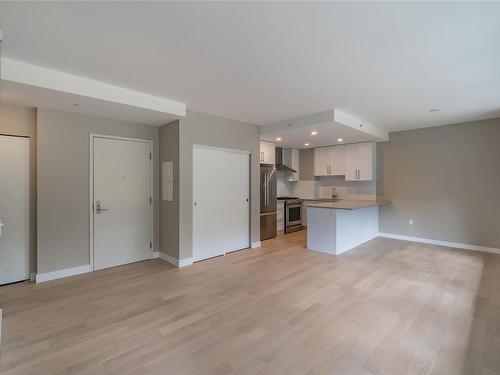 307-3529 Dolphin Dr, Nanoose Bay, BC - Indoor Photo Showing Kitchen