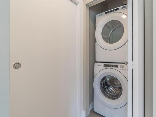 307-3529 Dolphin Dr, Nanoose Bay, BC - Indoor Photo Showing Laundry Room