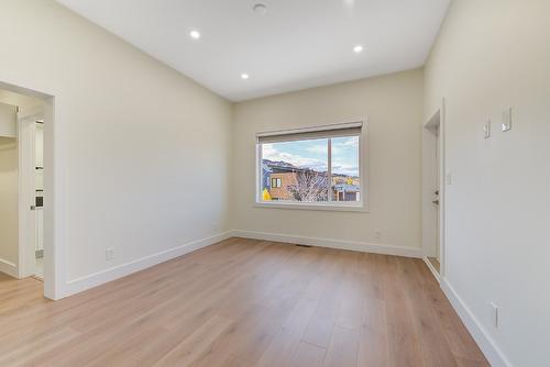 5084 Twinflower Crescent, Kelowna, BC - Indoor Photo Showing Other Room