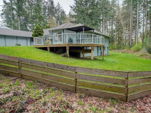 6363 Old West Saanich Rd, Central Saanich, BC 