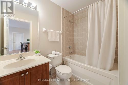 306 - 4620 Highway 7, Vaughan, ON - Indoor Photo Showing Bathroom