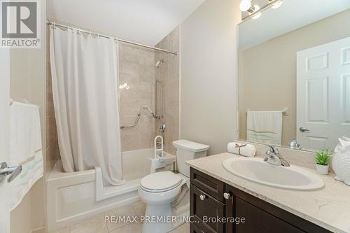 306 - 4620 Highway 7, Vaughan, ON - Indoor Photo Showing Bathroom