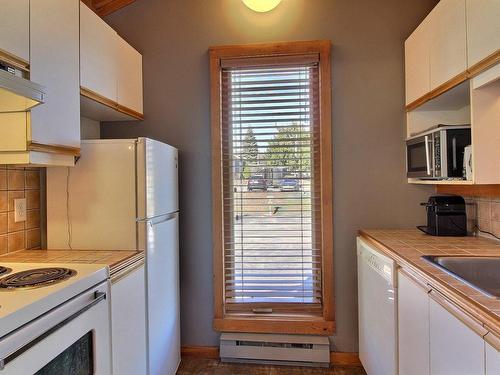 Kitchen - 5015 Ch. Du Parc, Orford, QC - Indoor Photo Showing Kitchen