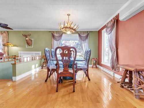 Dining room - 2087 Ch. Lakeshore, Clarenceville, QC - Indoor Photo Showing Dining Room