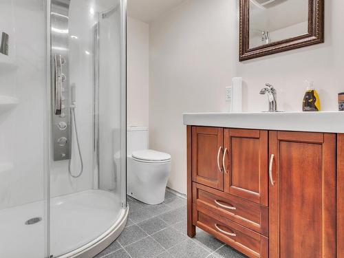 Bathroom - 2087 Ch. Lakeshore, Clarenceville, QC - Indoor Photo Showing Bathroom