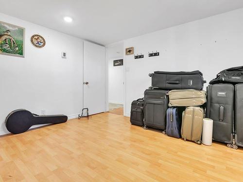 Bedroom - 2087 Ch. Lakeshore, Clarenceville, QC - Indoor Photo Showing Other Room