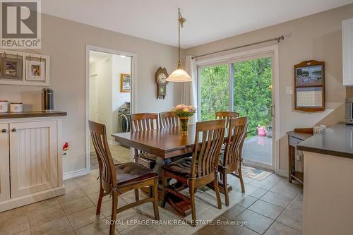 6 Ellard Court, Kawartha Lakes (Bobcaygeon), ON - Indoor Photo Showing Dining Room