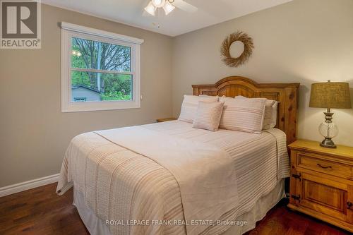 6 Ellard Court, Kawartha Lakes (Bobcaygeon), ON - Indoor Photo Showing Bedroom