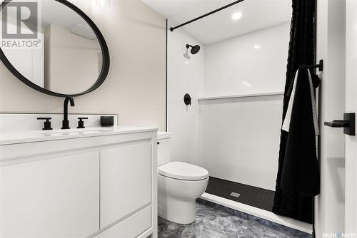 4206 Pasqua Street, Regina, SK - Indoor Photo Showing Bathroom