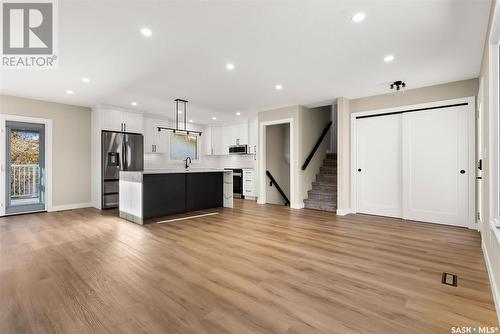 4206 Pasqua Street, Regina, SK - Indoor Photo Showing Kitchen