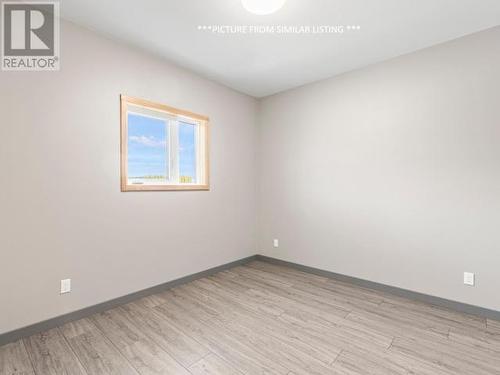 16 Flora Avenue, Whitehorse, YT - Indoor Photo Showing Other Room