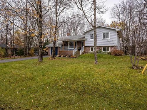 1 Maple Crescent, Lantz, NS 