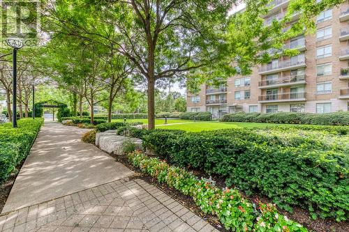 518 - 650 Lawrence Avenue W, Toronto, ON - Outdoor With Balcony