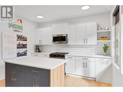 1844 Qu'Appelle Boulevard Unit# 205, Kamloops, BC - Indoor Photo Showing Kitchen