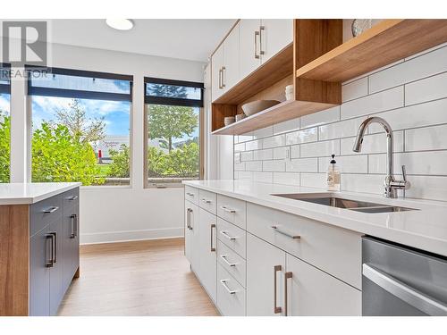 Q18 Show Suite Located at 103-2049 Highland Place - 1844 Qu'Appelle Boulevard Unit# 109, Kamloops, BC - Indoor Photo Showing Kitchen With Double Sink With Upgraded Kitchen