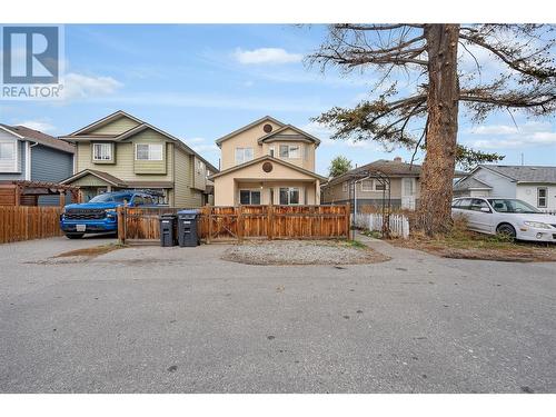 763 Kamloops Avenue Unit# 101, Penticton, BC - Outdoor