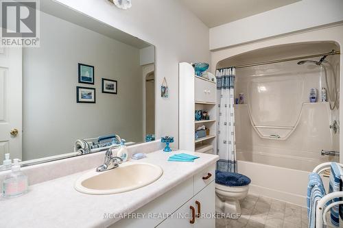 5810 County Rd 9, Greater Napanee, ON - Indoor Photo Showing Bathroom