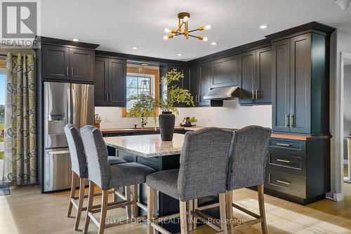 10 Abbie Lane, Norfolk (Teeterville), ON - Indoor Photo Showing Dining Room