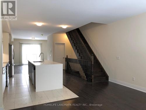 9 Mcgurran Lane, Richmond Hill, ON - Indoor Photo Showing Other Room