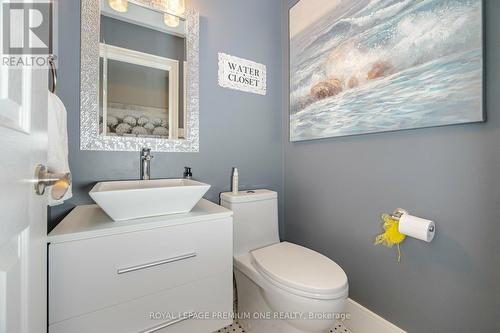 27 Giotto Crescent, Vaughan, ON - Indoor Photo Showing Laundry Room