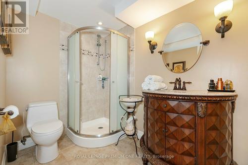 27 Giotto Crescent, Vaughan, ON - Indoor Photo Showing Bathroom