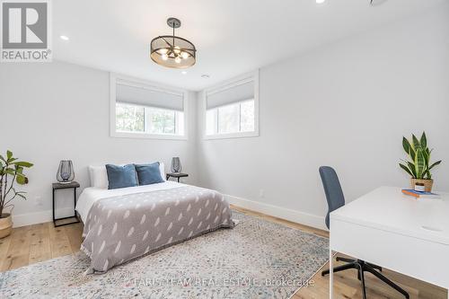 141 Dale Crescent, Bradford West Gwillimbury, ON - Indoor Photo Showing Bedroom