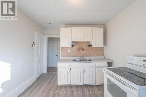 204 Park Street N, Peterborough (Downtown), ON - Indoor Photo Showing Kitchen With Double Sink