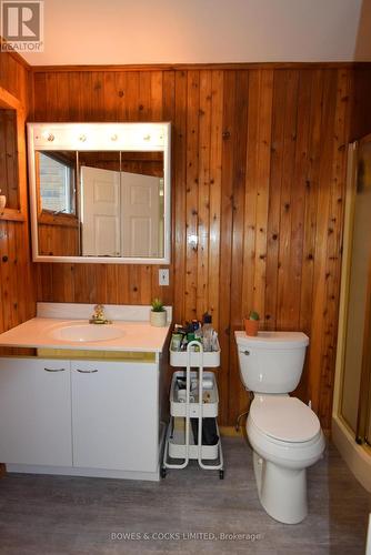 605 Fortye Drive, Peterborough (Otonabee), ON - Indoor Photo Showing Bathroom