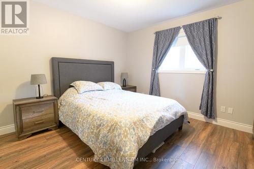 29 Shaw Street, Springwater, ON - Indoor Photo Showing Bedroom