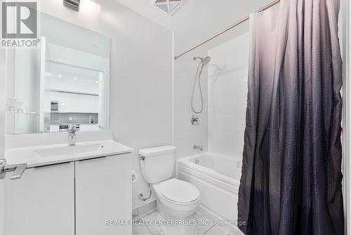 2806 - 20 Shore Breeze Drive, Toronto, ON - Indoor Photo Showing Bathroom