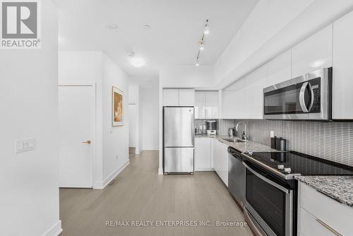 2806 - 20 Shore Breeze Drive, Toronto, ON - Indoor Photo Showing Kitchen With Stainless Steel Kitchen With Upgraded Kitchen