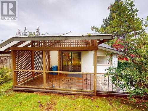 4328 Westview Ave, Powell River, BC - Outdoor With Deck Patio Veranda