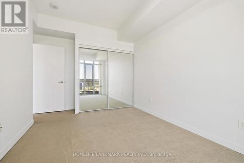 809 - 360 Square One Drive, Mississauga, ON - Indoor Photo Showing Other Room