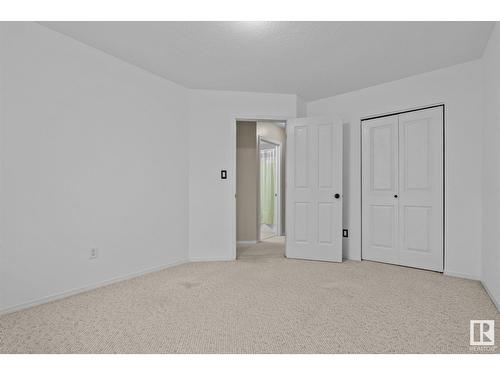 15806 139 St Nw, Edmonton, AB - Indoor Photo Showing Other Room