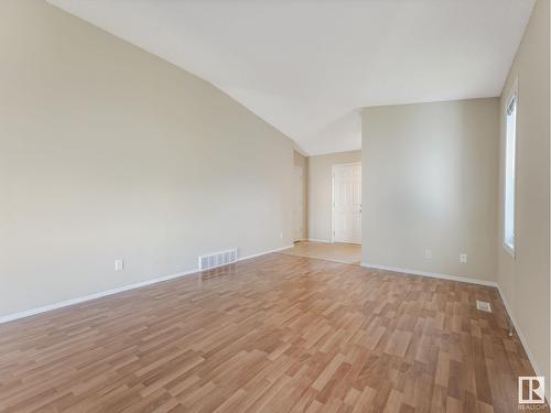 3344 24 Av Nw, Edmonton, AB - Indoor Photo Showing Other Room