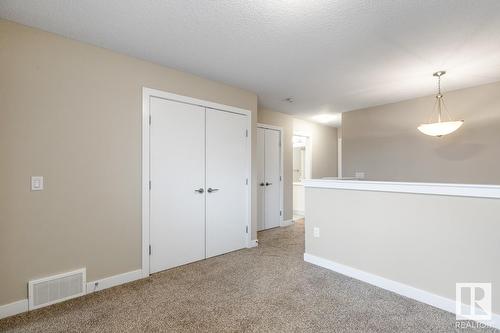 8538 Cushing Pl Sw, Edmonton, AB - Indoor Photo Showing Other Room