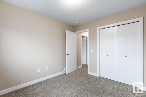 8538 Cushing Pl Sw, Edmonton, AB - Indoor Photo Showing Other Room