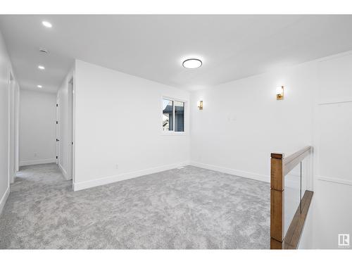 6844 171 Av Nw, Edmonton, AB - Indoor Photo Showing Other Room