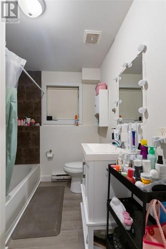 1622 Topsail Road, Paradise, NL - Indoor Photo Showing Bathroom